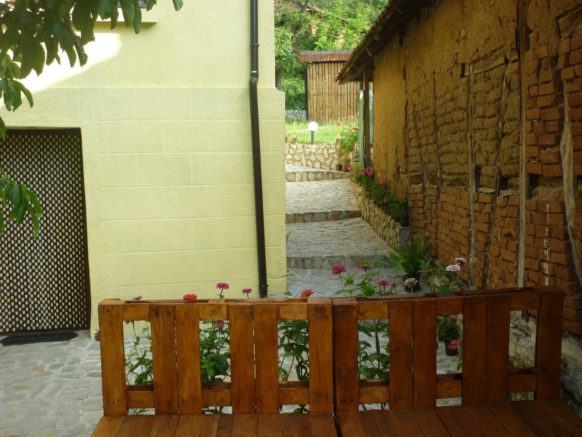 Guest House „Ivanovata House” Yanovets Bagian luar foto